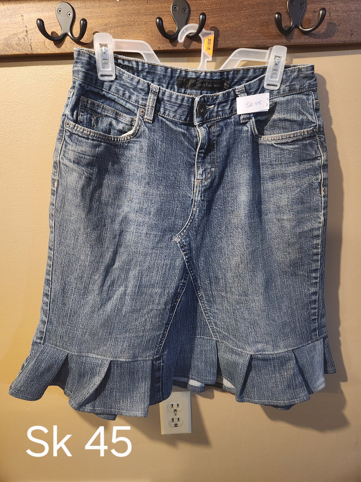 Skirt 45 Modest Jean Skirt size 30/10